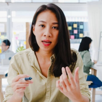 Cô Nguyễn Ngọc Châu