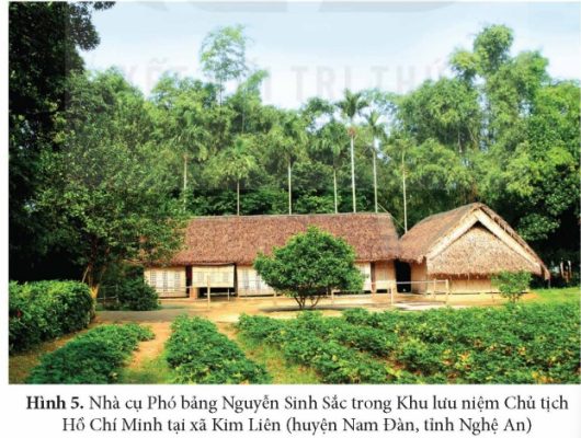 Nhà cụ Phó bảng Nguyễn Sinh Sắc trong Khu lưu niệm Chủ tịch Hồ Chí Minh tại xã Kim Liên (huyện Nam Đàn, tỉnh Nghệ An)