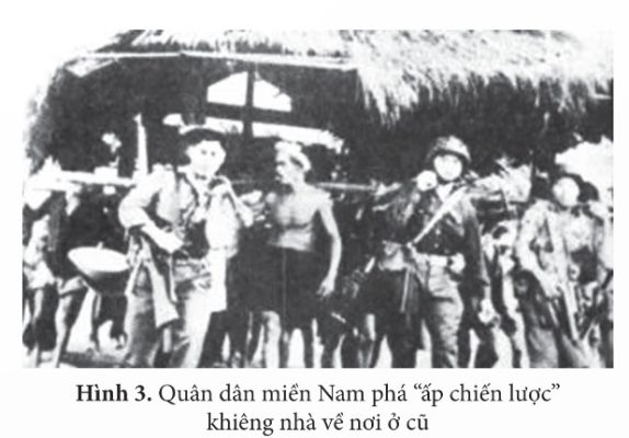 Quân dân miền Nam phá "ấp chiến lược" khiêng nhà về nơi ở cũ