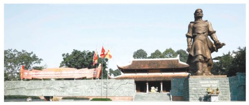Tượng Quang Trung trong di tích Gò Đống Đa (thành phố Hà Nội)