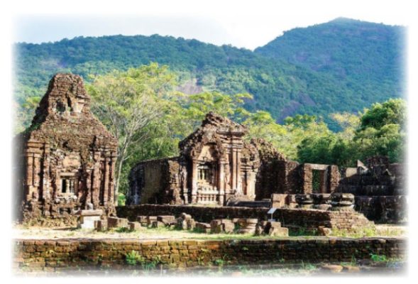 Thánh địa Mỹ Sơn được UNESCO ghi danh là Di sản văn hoá thế giới (năm 1999)