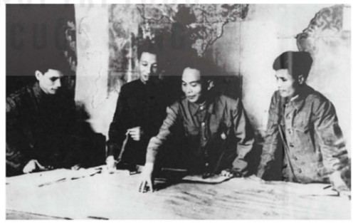 Tổng Quân uỷ, Bộ Tổng Tư lệnh họp bàn Kế hoạch tác chiến Đông – Xuân 1953 – 1954